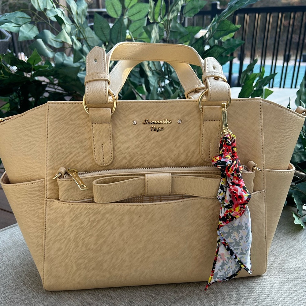 Samantha Vega Bag